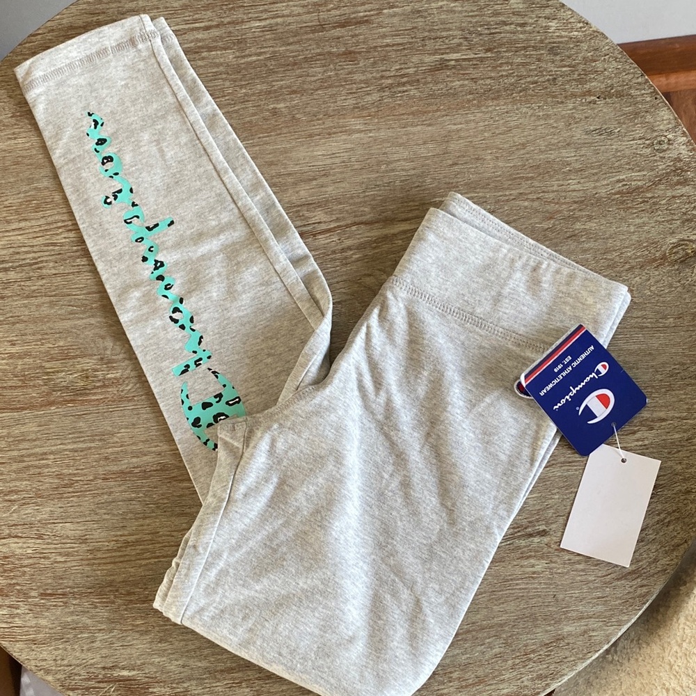 NWT Girls Champion leggings Sz M light Grey animal print